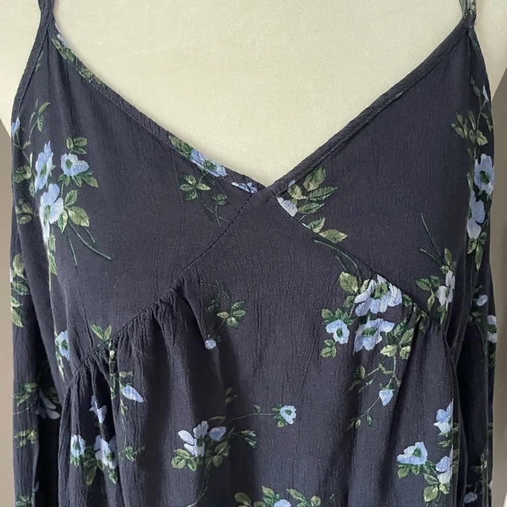 American Eagle Boho Chic Blue Floral Off the Shoulder Flowy Top Cold Shoulder - Picture 4 of 9